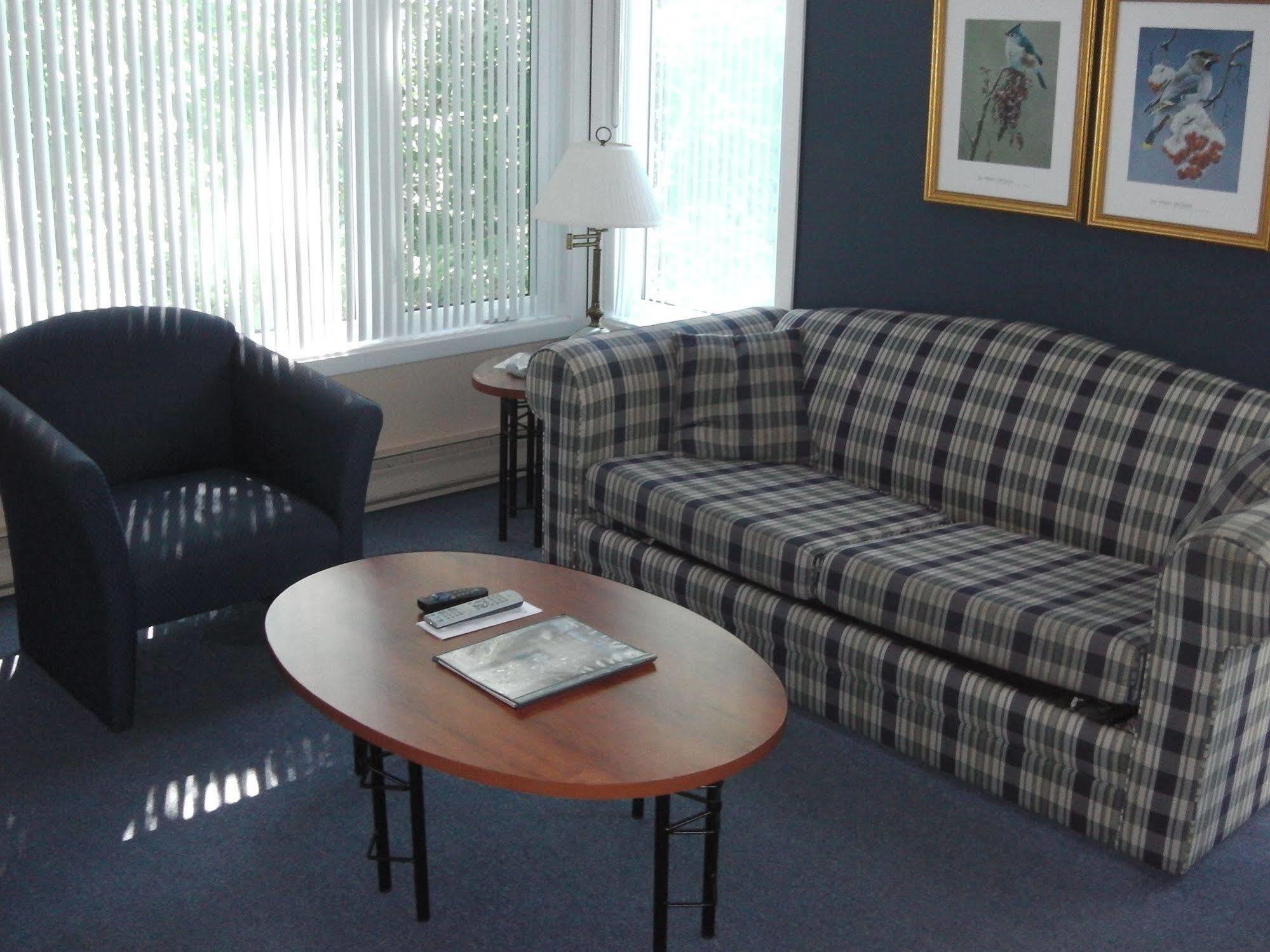 Holiday Villa Resorts At Mont Ste Anne ボーブレ エクステリア 写真